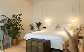 Chambre D'Amis By Alix